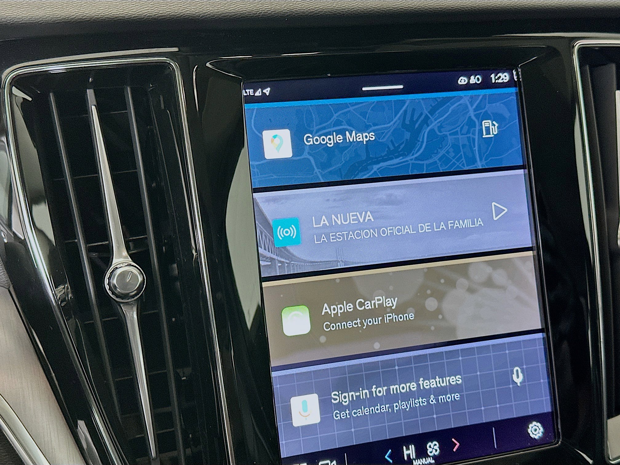 Used 2024 Volvo S60 B5 Core image 21