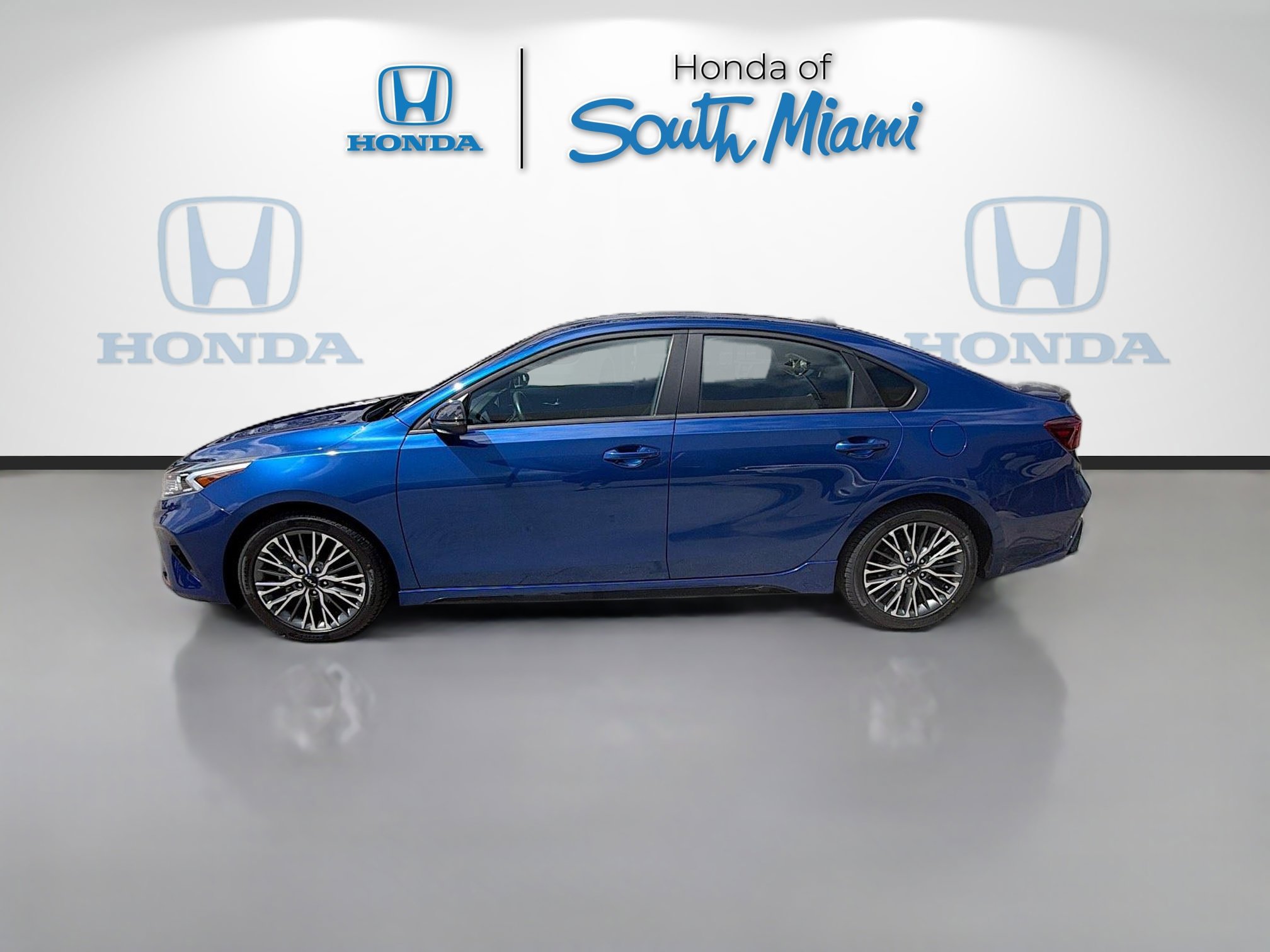 Used 2024 Kia Forte GT-Line image 4