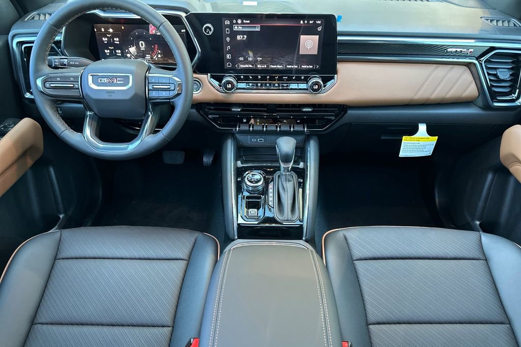 New 2026 GMC Canyon AT4 w/ Nightfall Edition AWD/4WD image 11