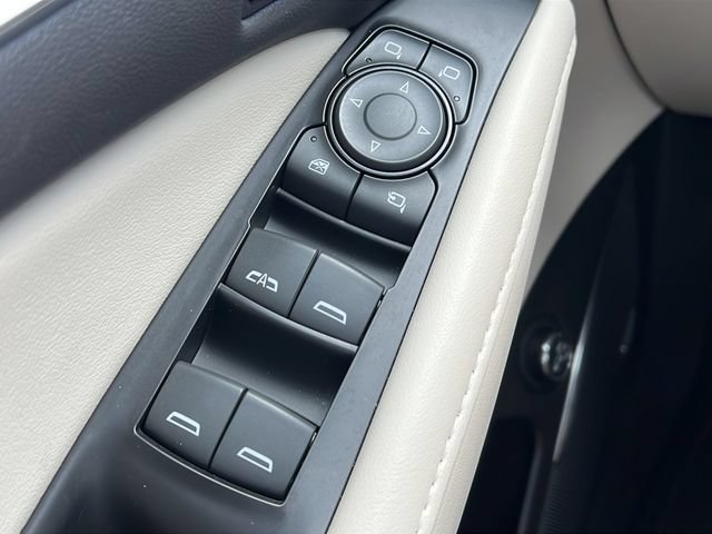 Used 2023 Buick Enclave Premium w/ Experience Buick Package FWD image 20