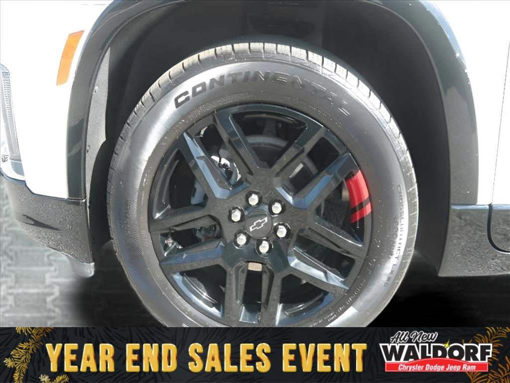 Used 2024 Chevrolet Traverse Premier w/ Redline Edition image 5