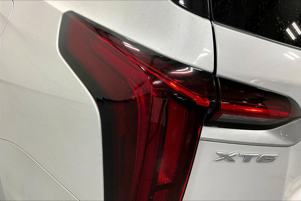 Used 2021 Cadillac XT6 Premium Luxury image 40
