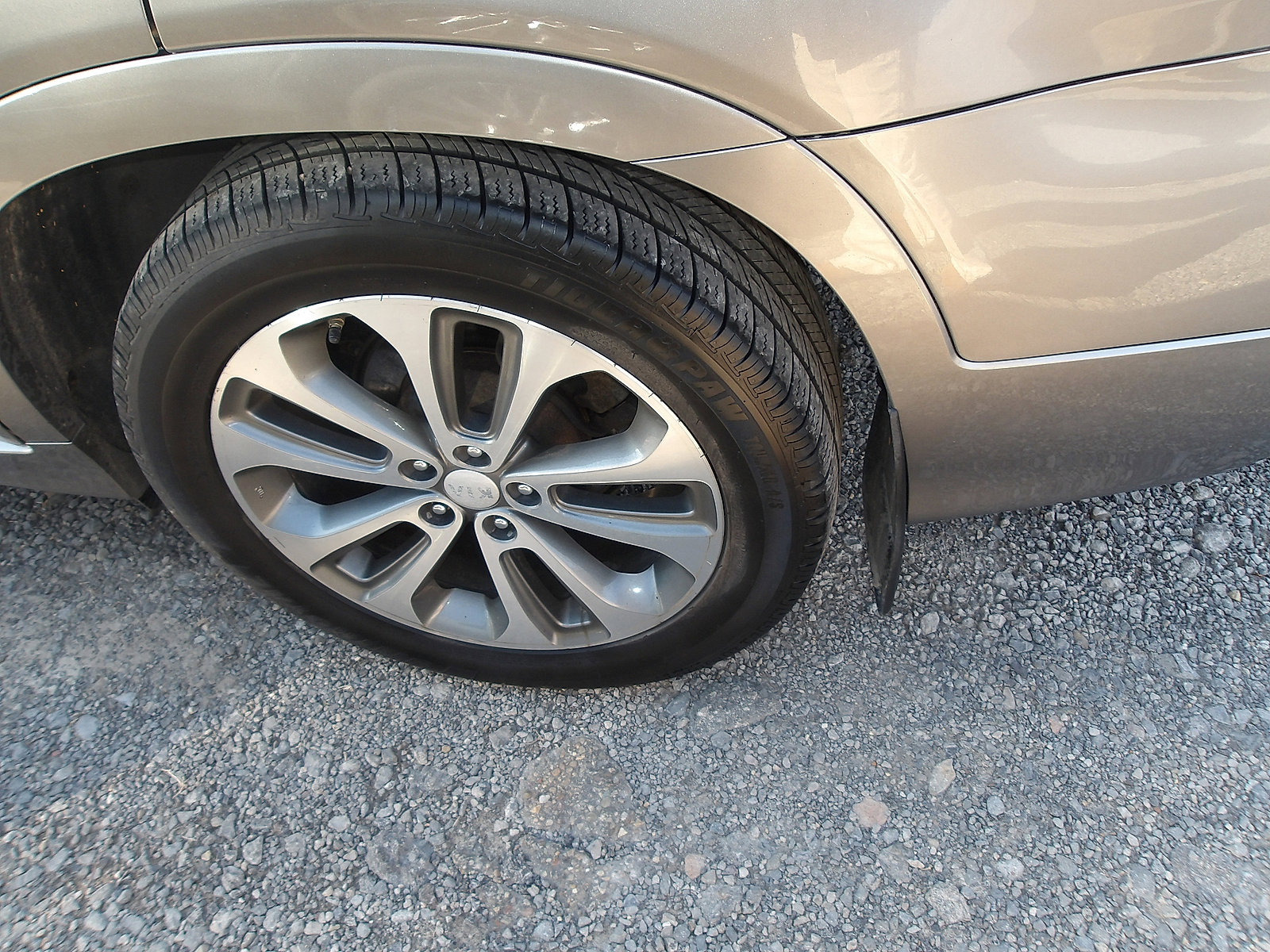 Used 2015 Kia Sorento SX image 3