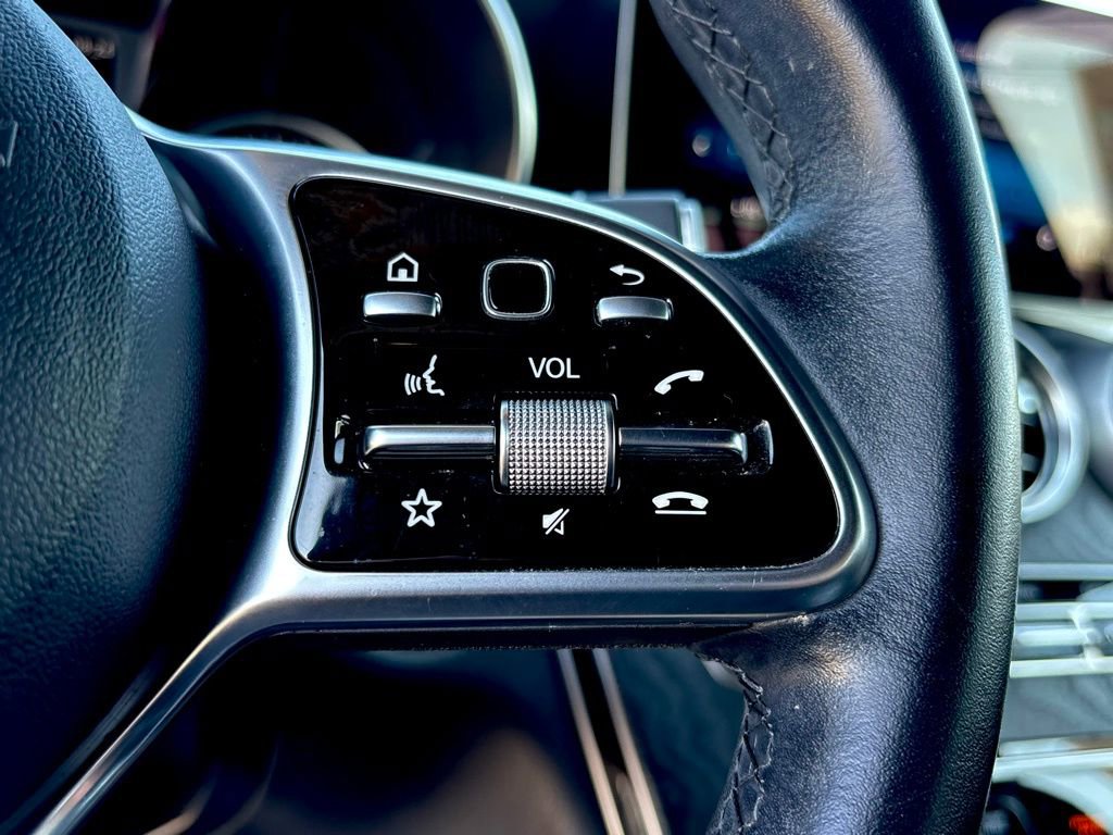 Used 2021 Mercedes-Benz GLC 300 image 18