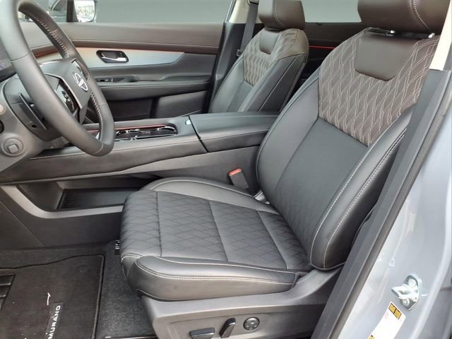 Certified 2026 Nissan Murano Platinum w/ Cargo Package AWD/4WD image 11
