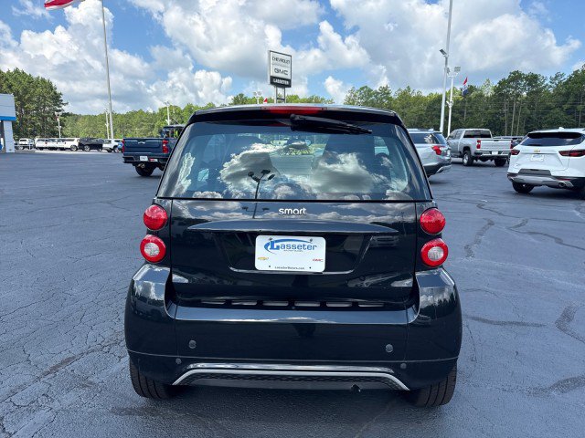 Used 2014 smart fortwo passion RWD image 4