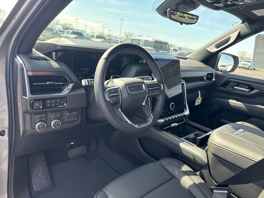 New 2026 GMC Yukon XL Denali w/ Denali Reserve Package image 19