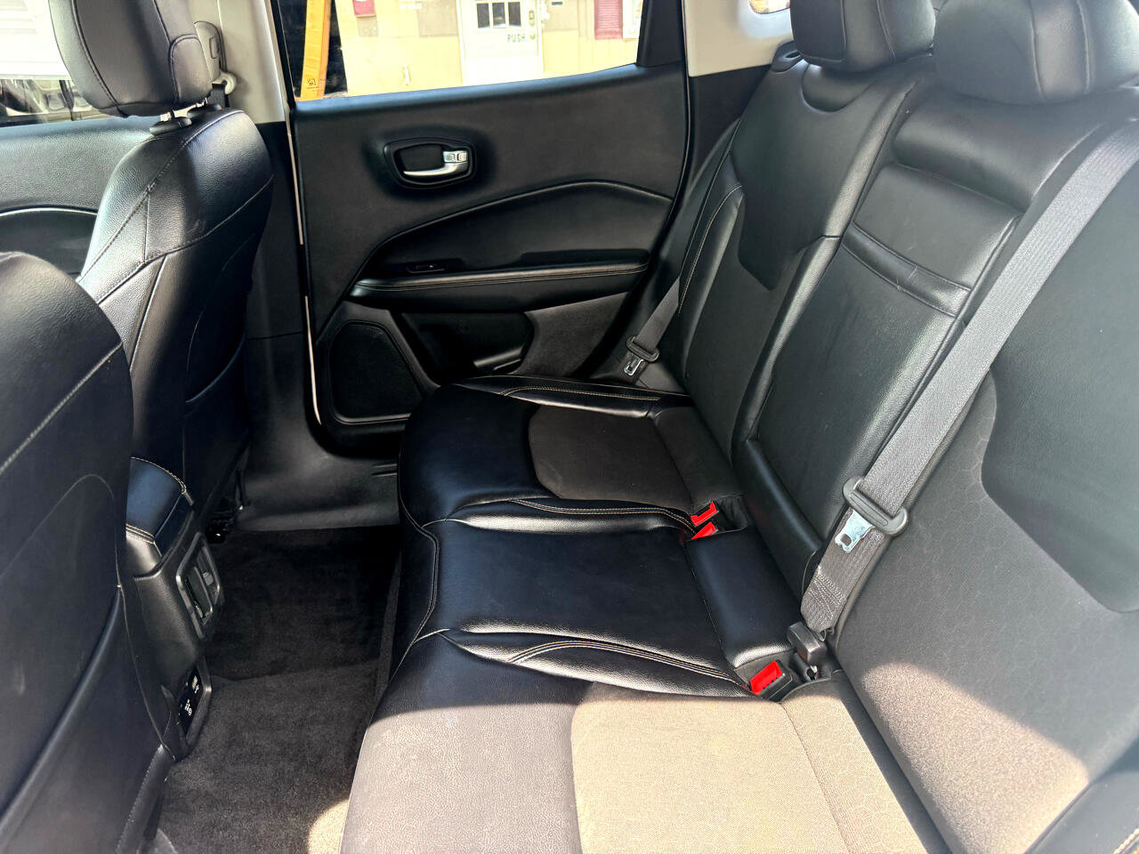 Used 2017 Jeep Compass Latitude w/ Popular Equipment Group image 39