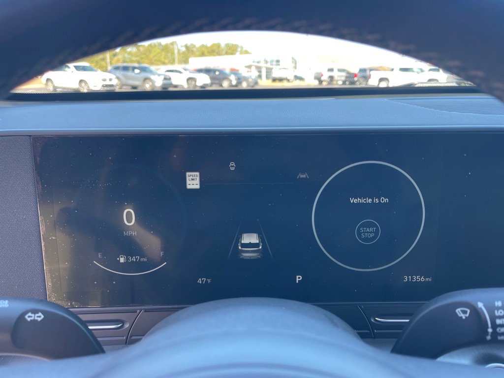 Used 2024 Hyundai Kona Limited image 4