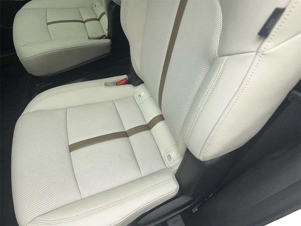 Used 2024 MAZDA CX-90 3.3 Turbo w/ Premium Plus Pkg image 41