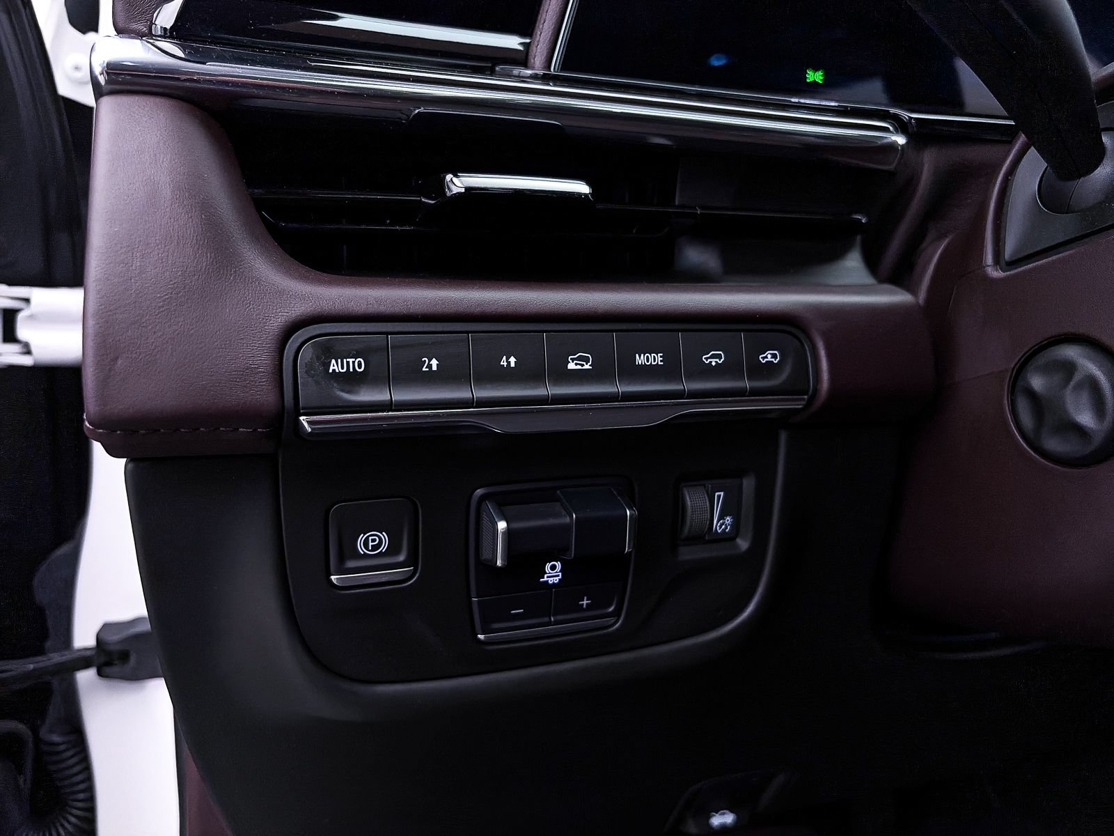 Used 2023 Cadillac Escalade ESV Sport Platinum AWD/4WD image 6