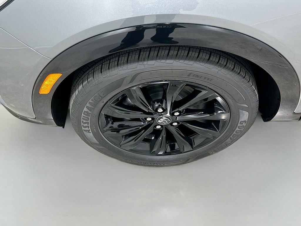 New 2026 Buick Envista Sport Touring w/ Convenience I Package FWD image 10