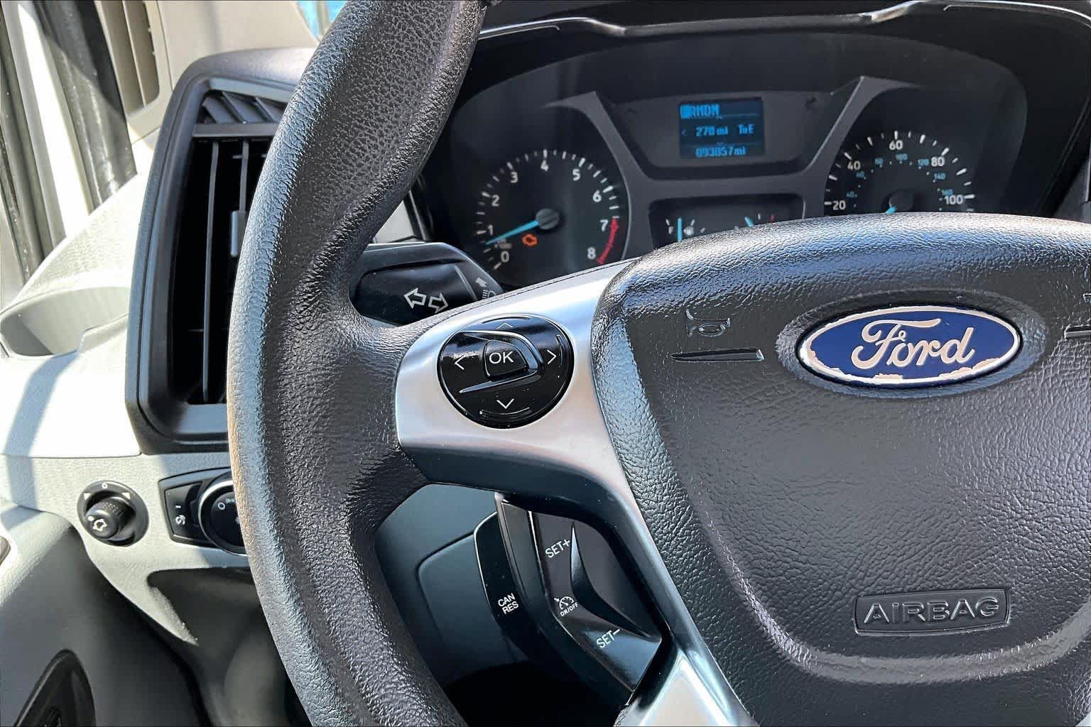 Used 2016 Ford Transit 350 XLT RWD image 22