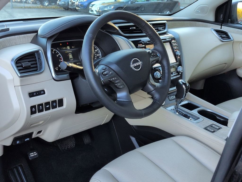 Used 2024 Nissan Murano SL image 9