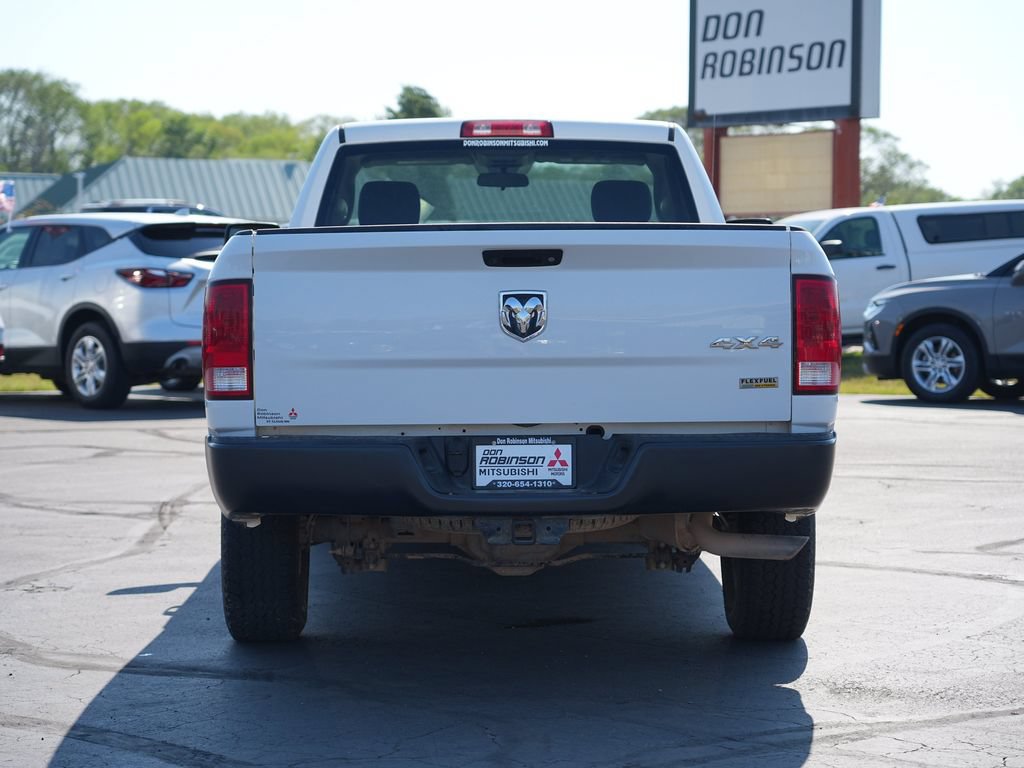 Used 2018 RAM 1500 Express AWD/4WD image 4