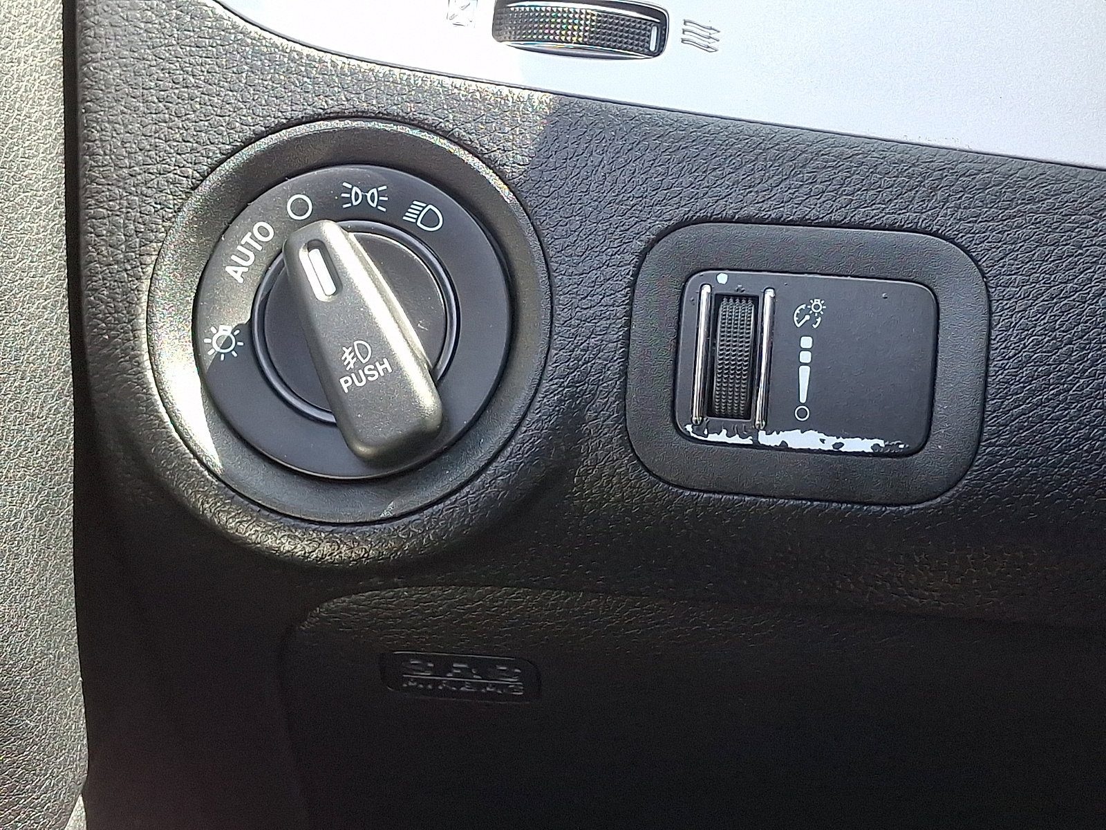 Used 2013 Dodge Journey SXT w/ Flexible Seating Group image 25