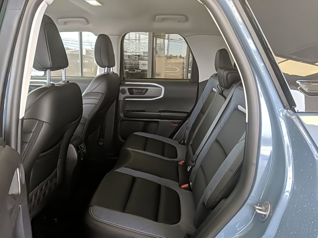 Used 2025 Ford Bronco Sport Outer Banks w/ Outer Banks Tech Package+ image 12