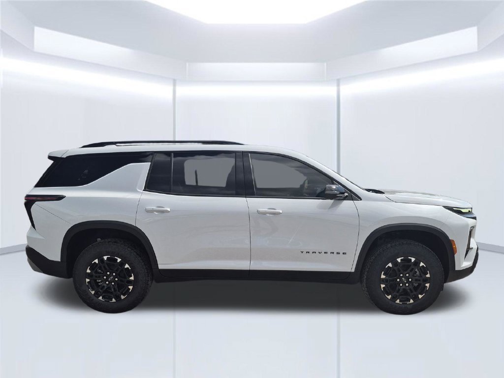New 2027 Chevrolet Traverse Z71 w/ Driver Confidence Package AWD/4WD image 9