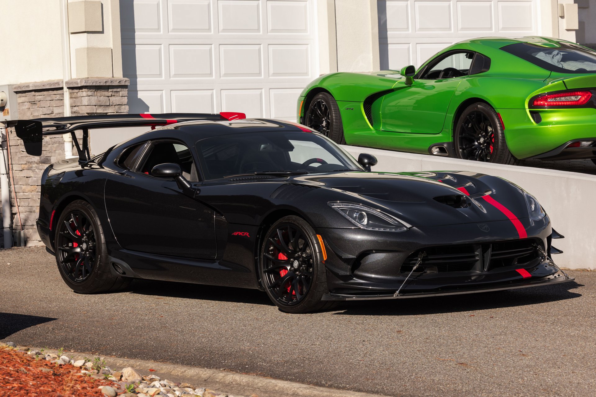 Used 2017 Dodge Viper ACR w/ Extreme Aero Package RWD image 4