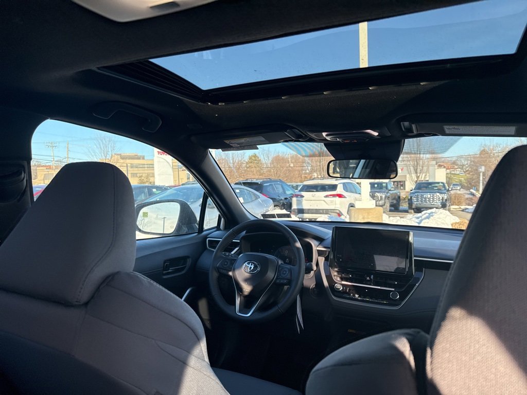 New 2026 Toyota Corolla Cross SE image 8