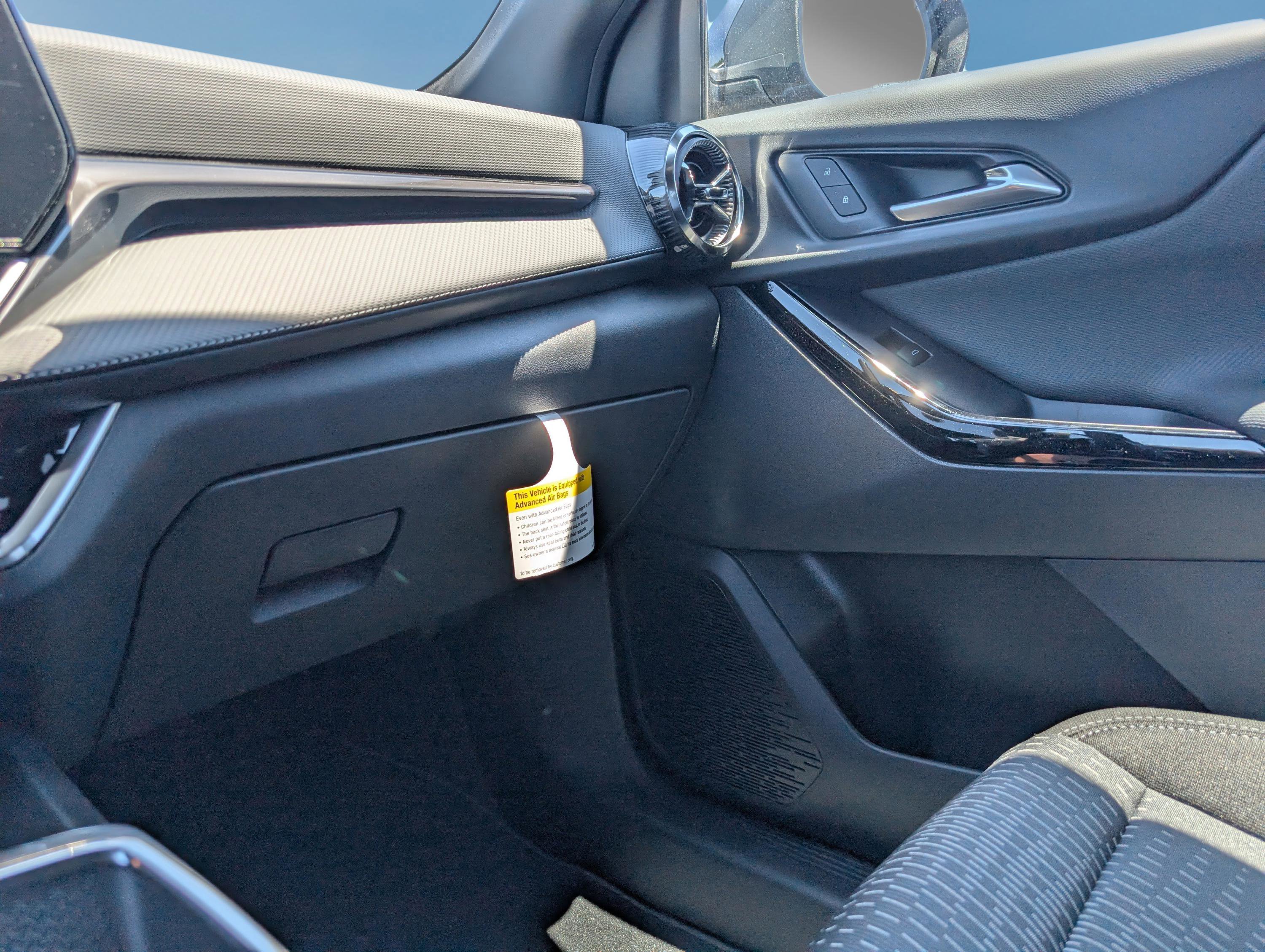 Certified 2026 Chevrolet Equinox LT image 32