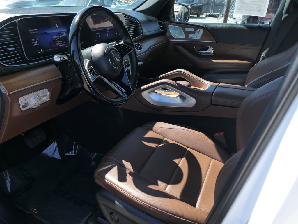 Used 2024 Mercedes-Benz GLE 350 4MATIC image 11