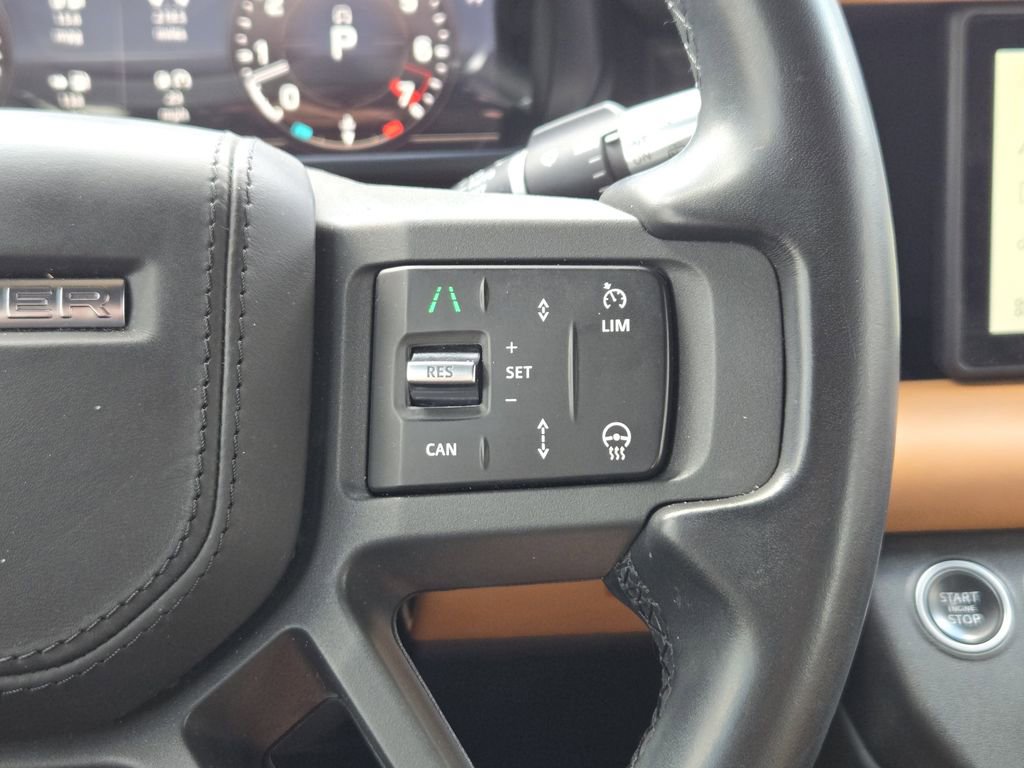 Used 2020 Land Rover Defender 110 X AWD/4WD image 26