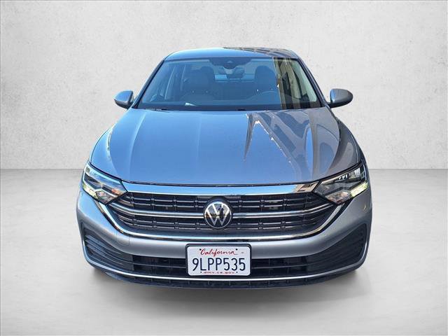 Used 2024 Volkswagen Jetta SE video 2