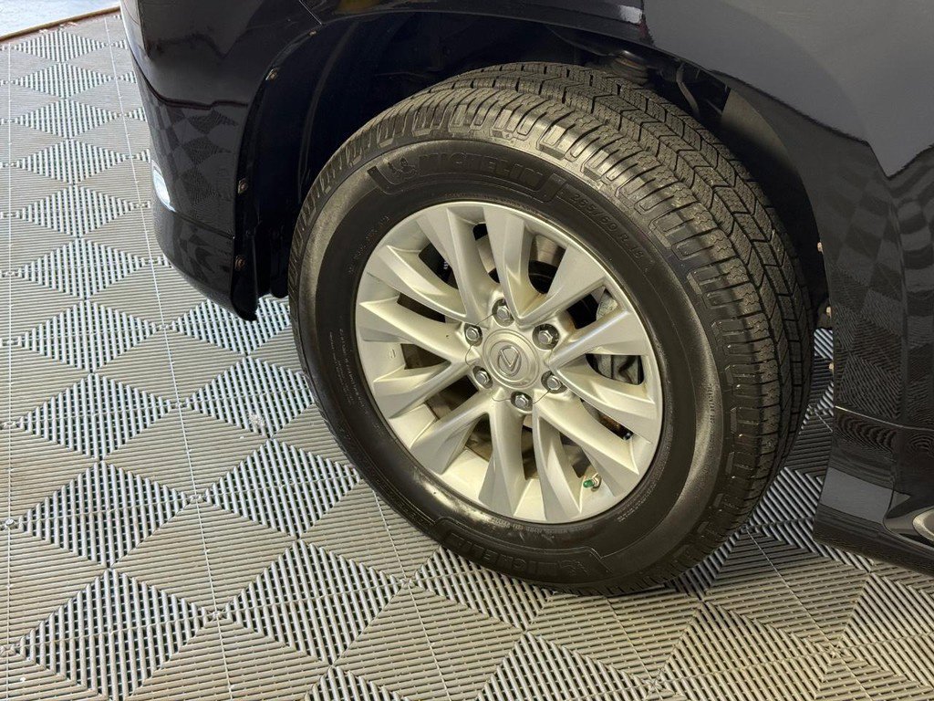 Used 2017 Lexus GX 460 Premium w/ Premium Package AWD/4WD image 11