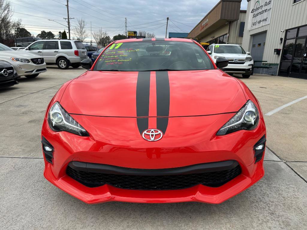 Used 2017 Toyota 86 image 18