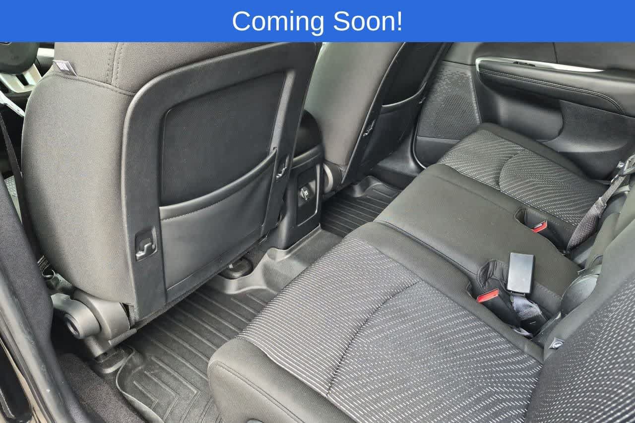 Used 2020 Dodge Journey SE w/ SE Popular Equipment Group FWD image 18