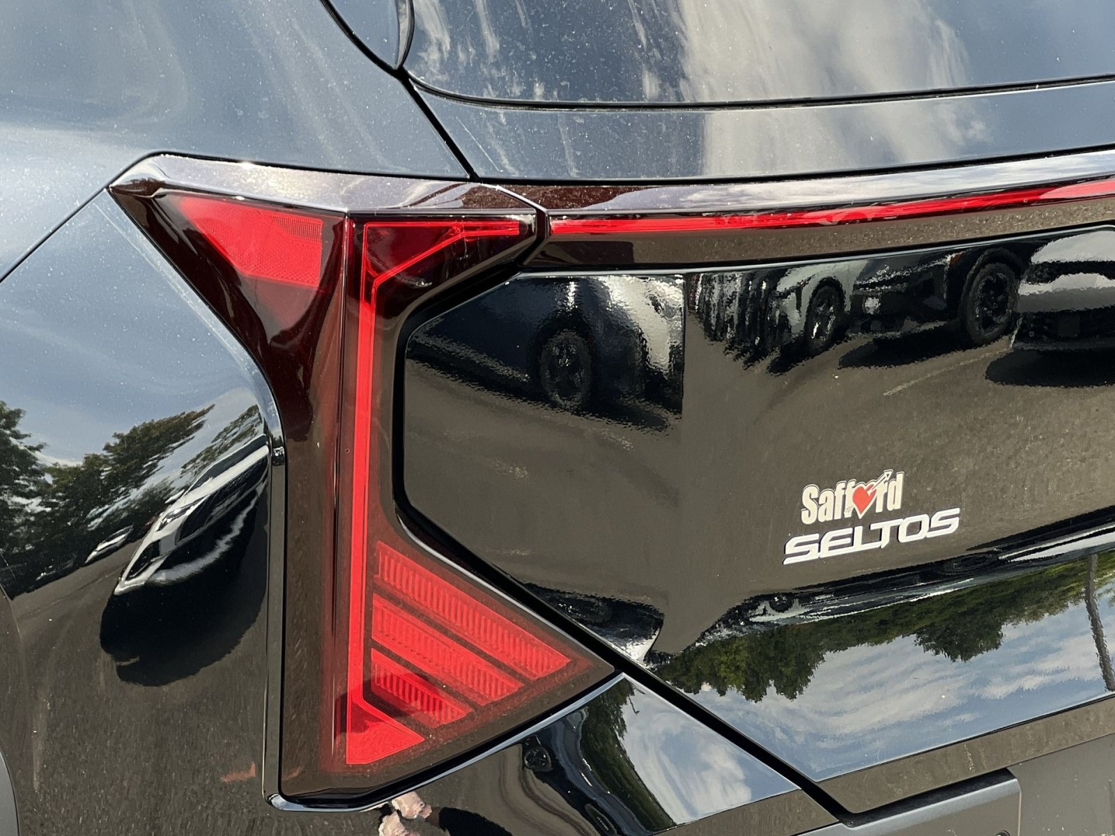 New 2027 Kia Seltos LX FWD image 14