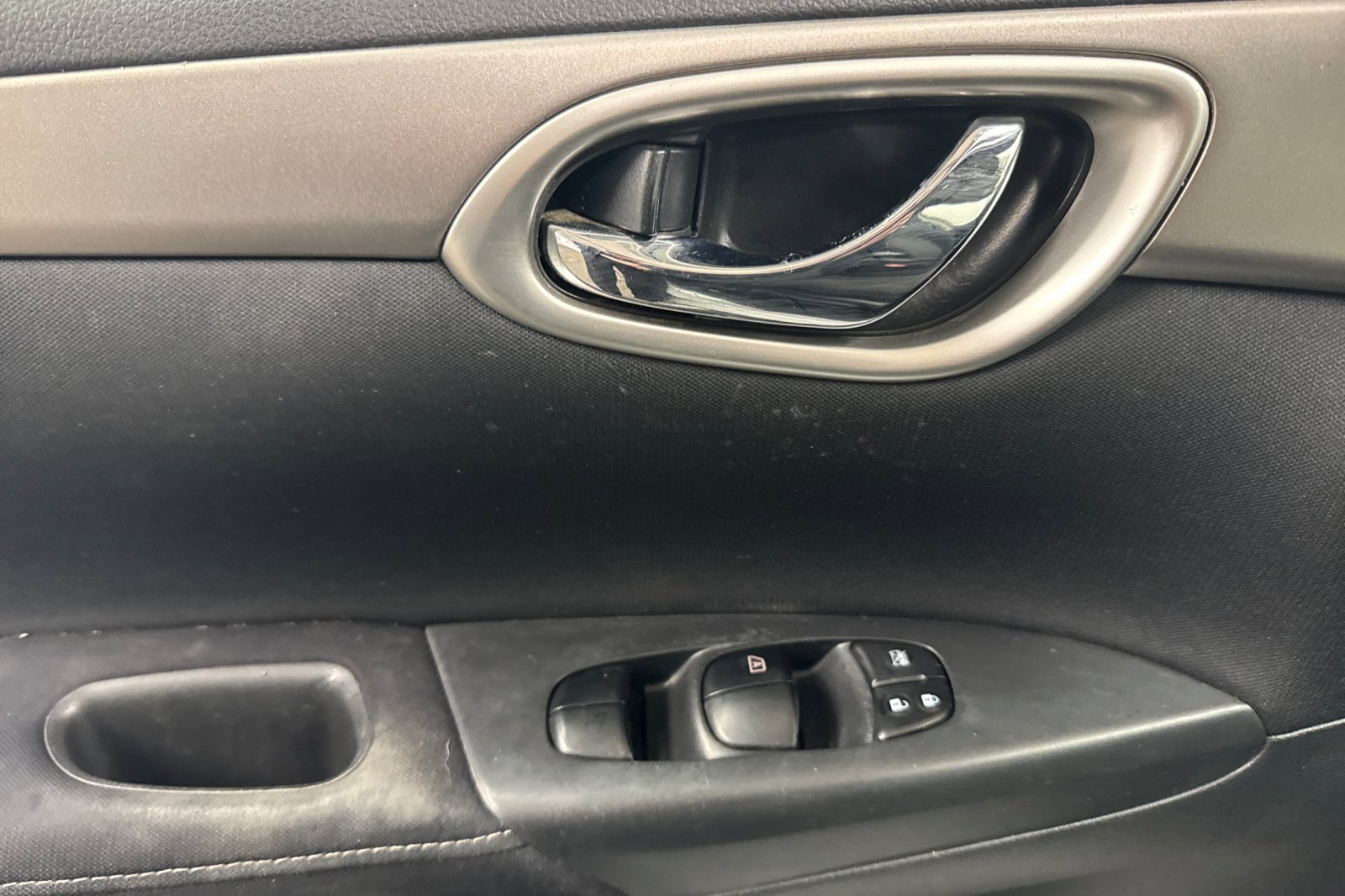 Used 2014 Nissan Sentra SV image 10