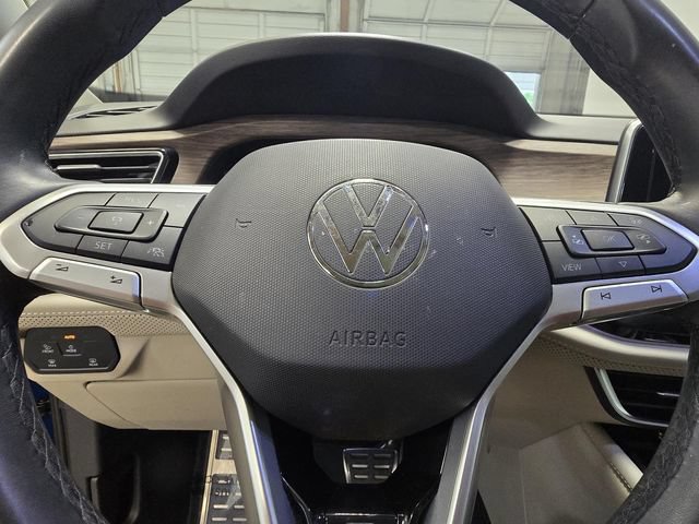 Used 2025 Volkswagen Atlas SEL Premium R-Line AWD/4WD image 12