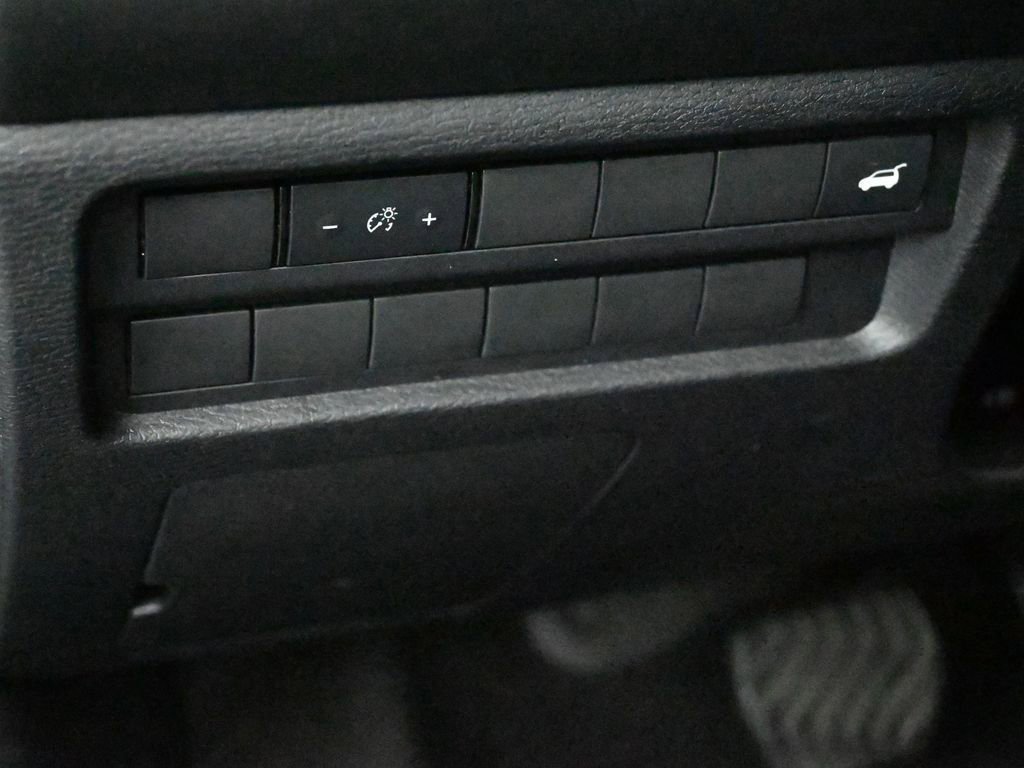 Used 2024 Mitsubishi Outlander AWD image 26