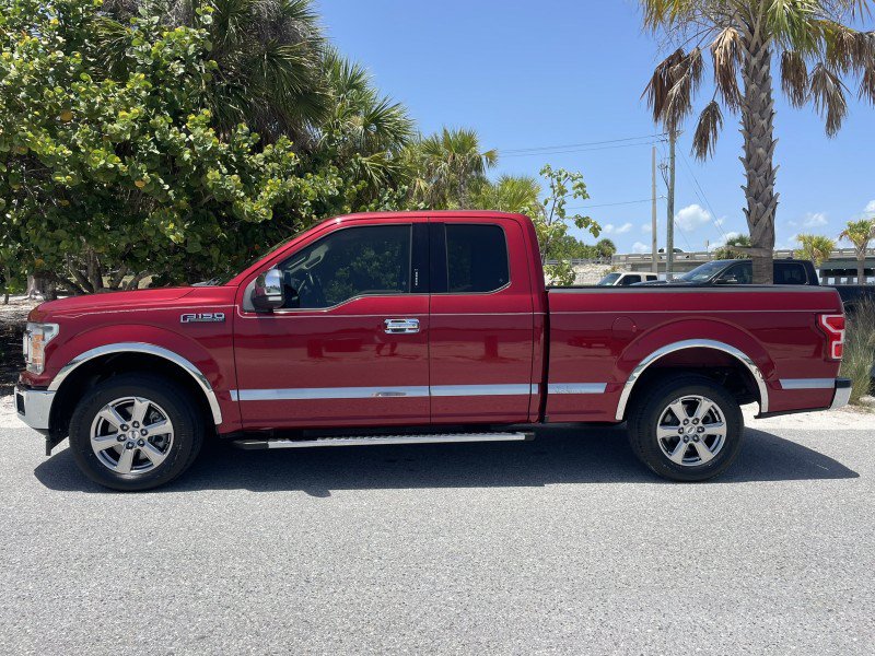 Used 2018 Ford F150 XLT w/ Equipment Group 302A Luxury RWD image 3