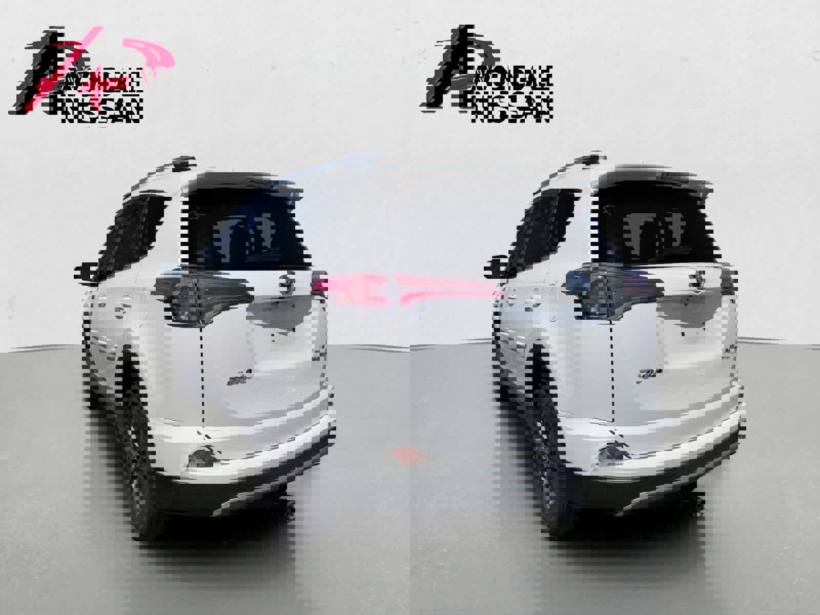 Used 2018 Toyota RAV4 XLE w/ Convenience Package AWD/4WD image 3