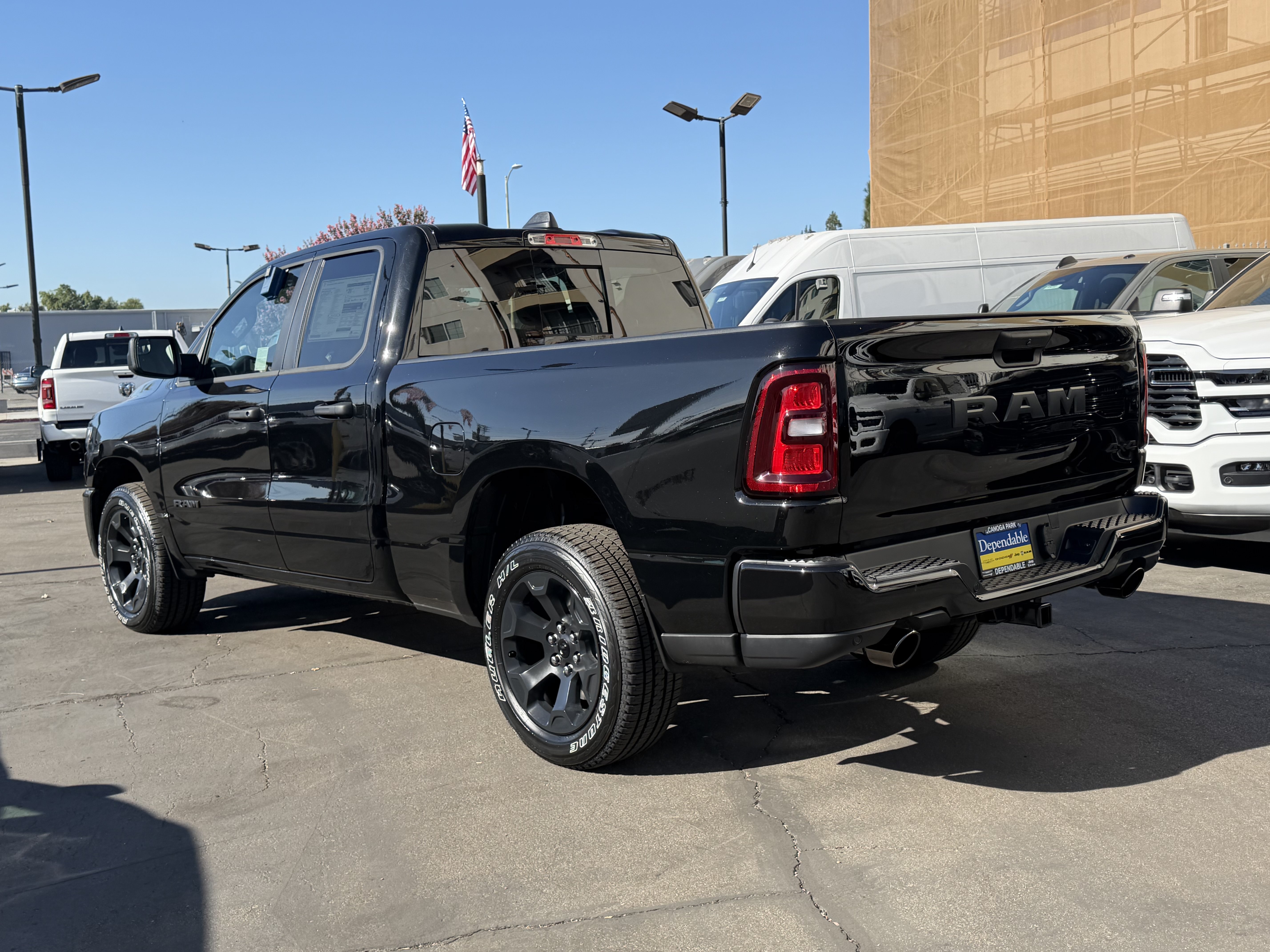 New 2026 RAM 1500 Express AWD/4WD image 7