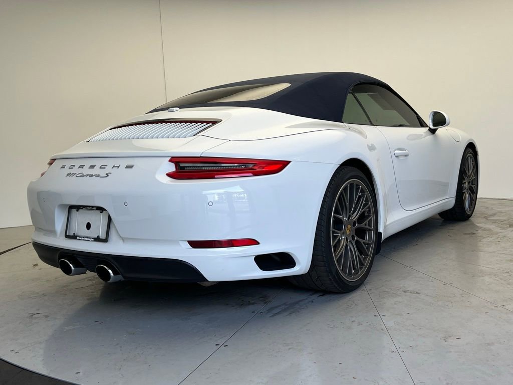 Certified 2017 Porsche 911 Carrera GTS image 31