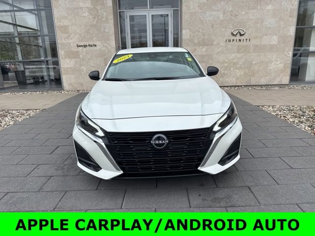 Used 2024 Nissan Altima 2.5 SV image 2