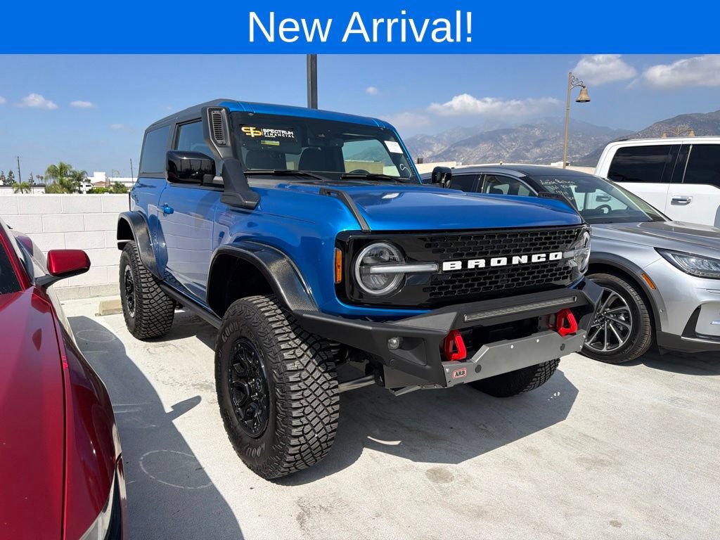 Used 2021 Ford Bronco Wildtrak AWD/4WD image 1