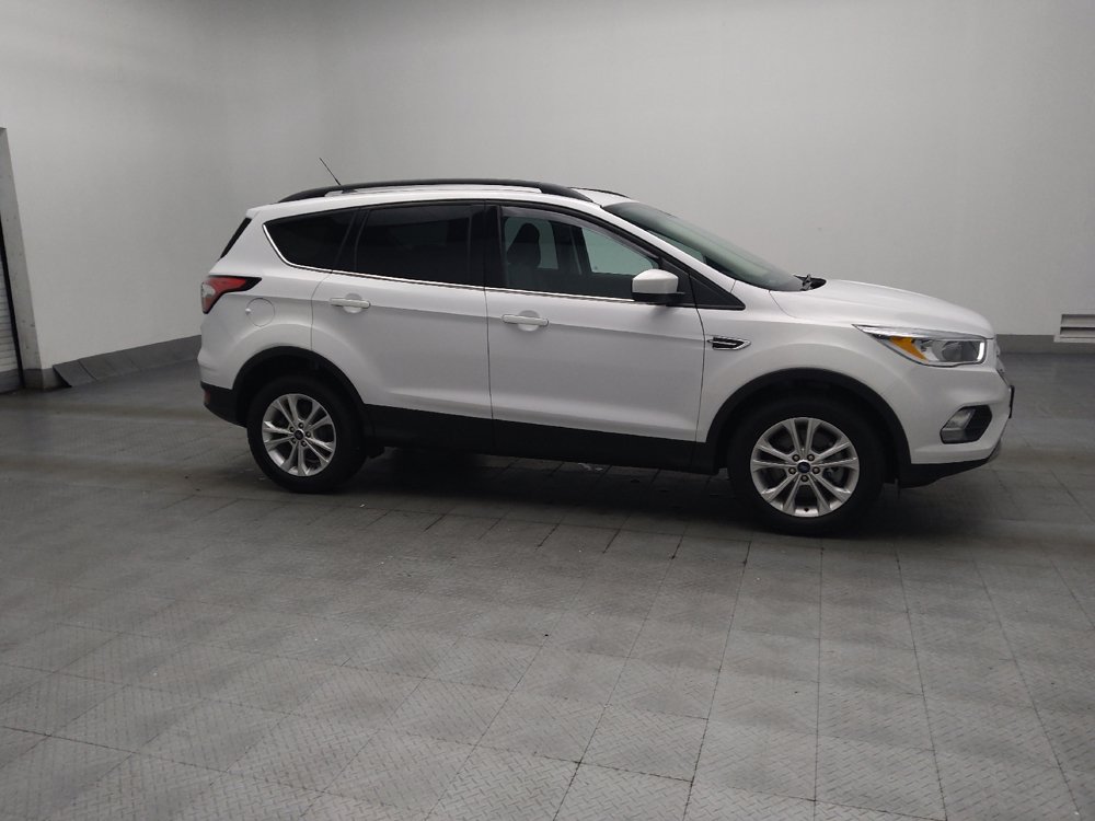 Used 2018 Ford Escape SE w/ SE Sync 3 Package AWD/4WD image 11