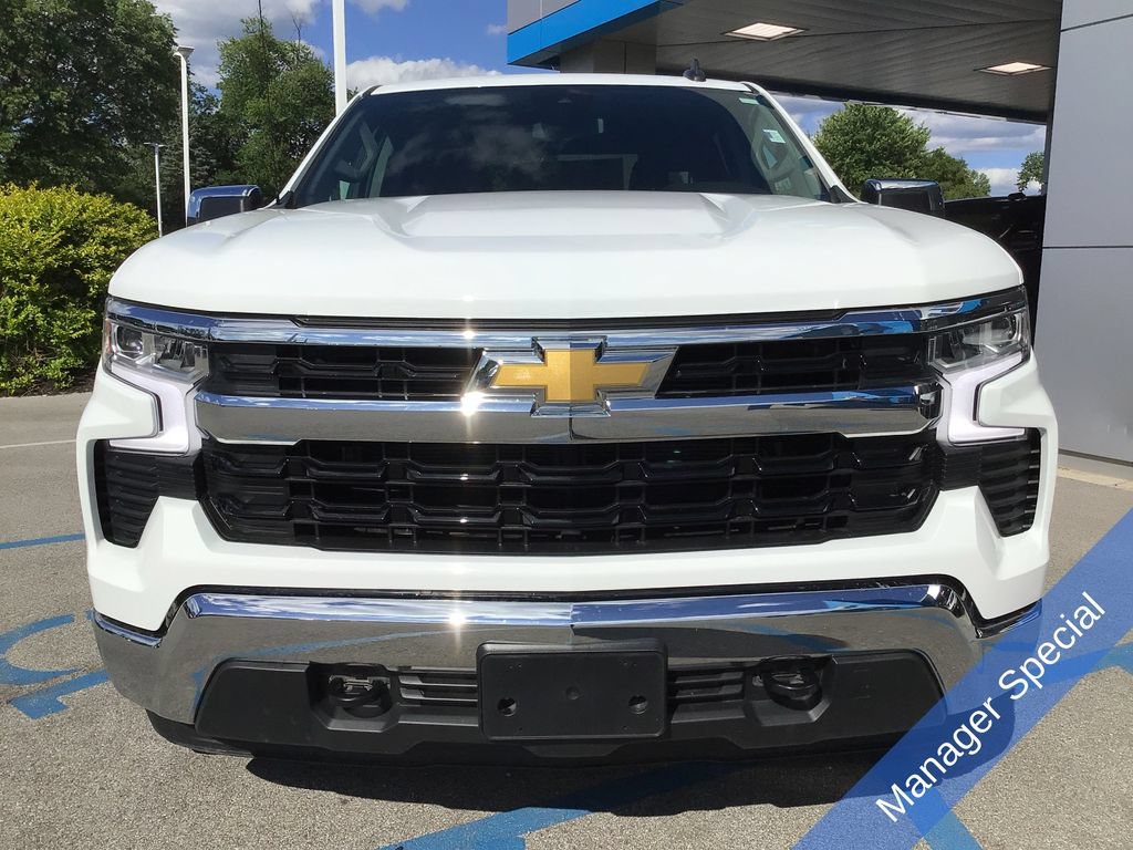 Used 2025 Chevrolet Silverado 1500 LT w/ Work Truck Package AWD/4WD image 14