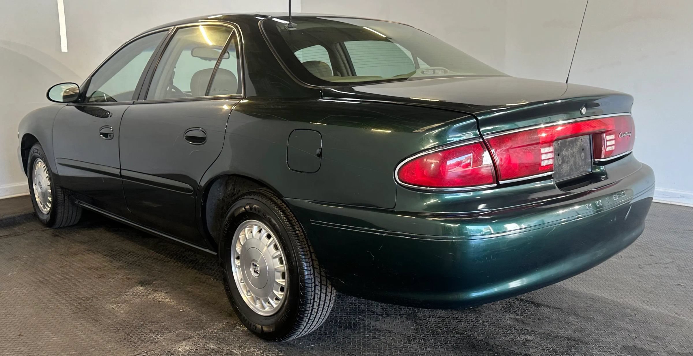 Used 2004 Buick Century Custom FWD image 7