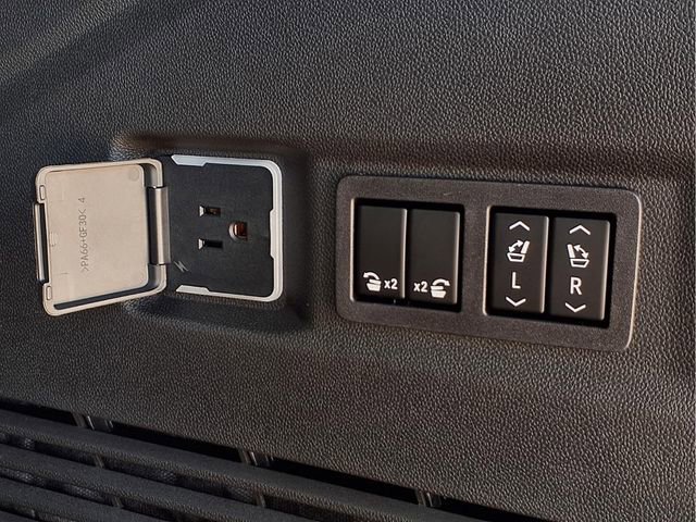 New 2026 GMC Yukon Denali w/ Denali Reserve Package image 26