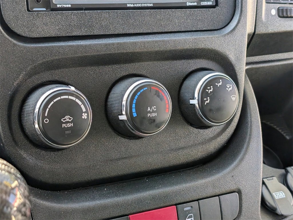 Used 2016 RAM ProMaster 1500 image 21