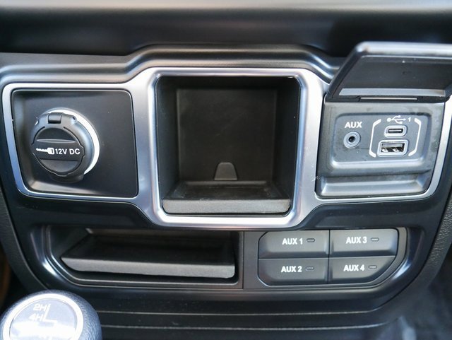 Used 2021 Jeep Wrangler Sport image 19