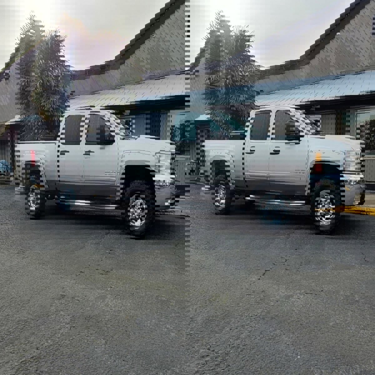 Used 2008 Chevrolet Silverado 2500 LT w/ 1LT Convenience Package image 6