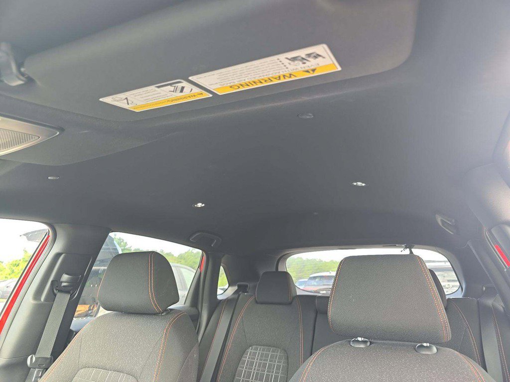 Used 2025 Honda HR-V Sport image 9