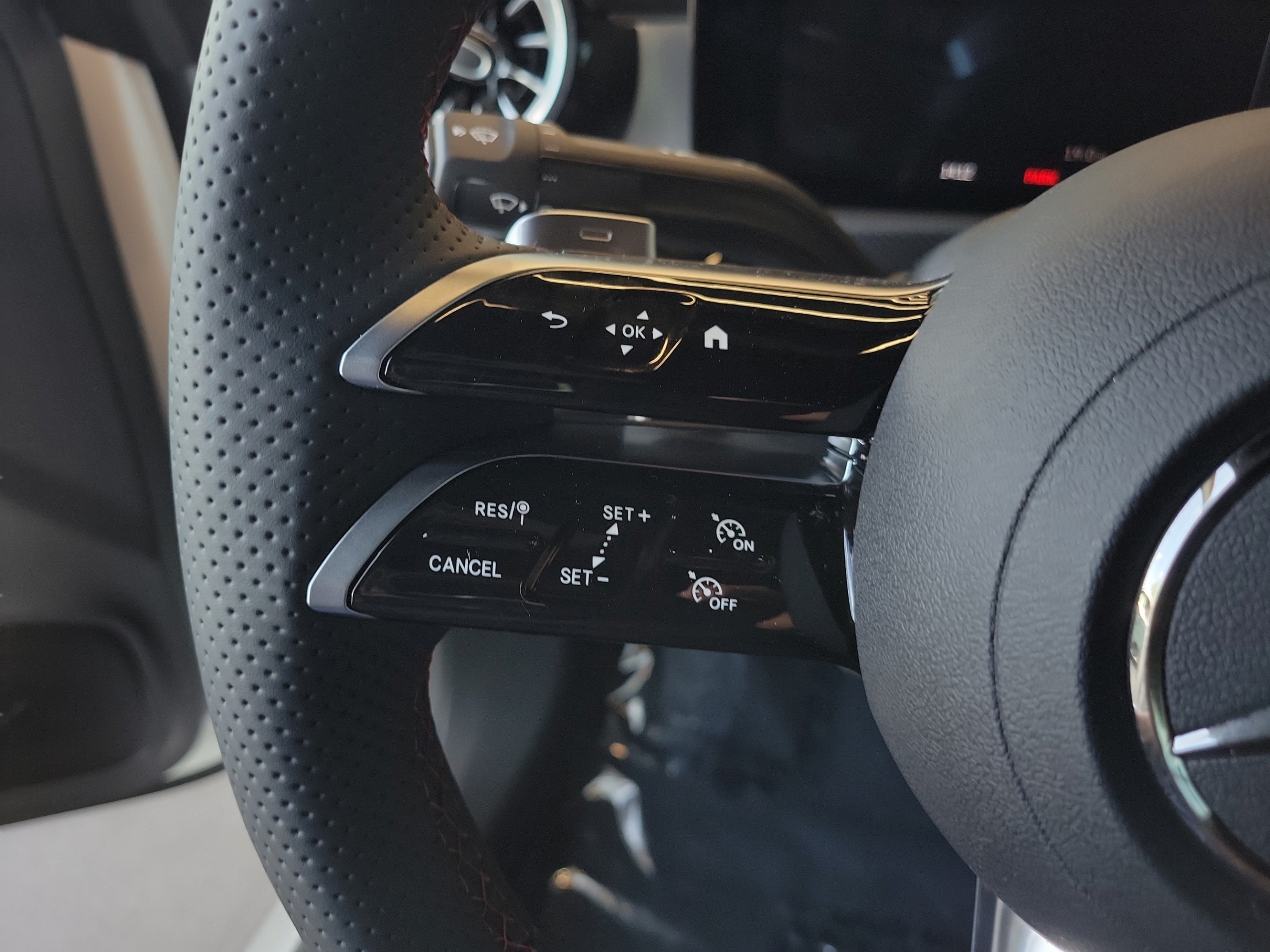 New 2026 Mercedes-Benz CLA 250 4MATIC image 23